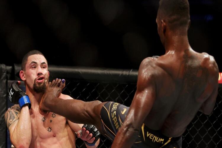UFC 271: Israel Adesanya ปฏิเสธการเรียกร้องของ Whittaker ที่เขาจะได้รับการแข่งขันชิงตำแหน่งผู้ท้าชิงคนต่อไป